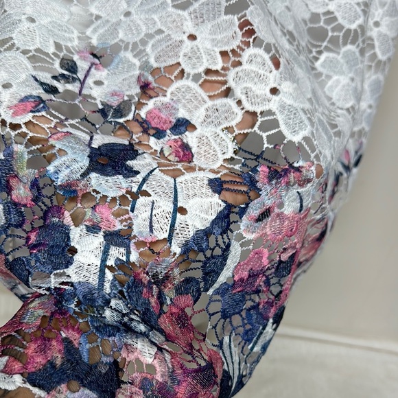 Ricki's Pink and White Lace Floral Tank Top - Picture 3 of 9